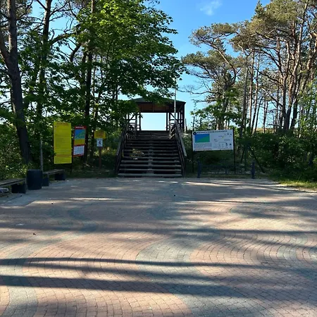 Bursztyn Z Ogródkiem I 250m Od Plażey - Bernstein Mit Garten I 250m Vom Apartment