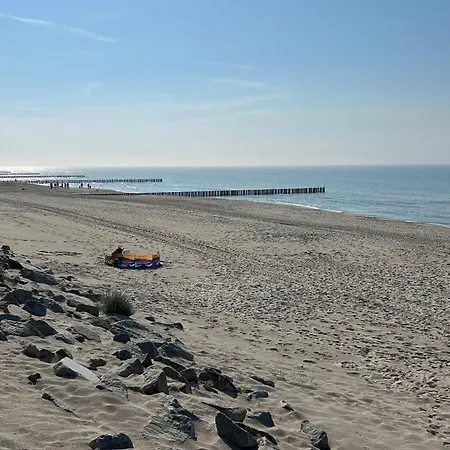 Apartment Bursztyn Z Ogródkiem I 250m Od Plażey - Bernstein Mit Garten I 250m Vom